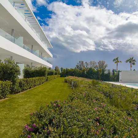 Belaire 4 Bedroom Appartement