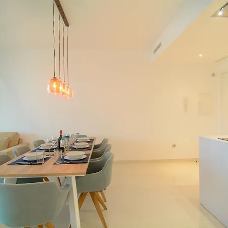 Appartement Belaire 4 Bedroom *