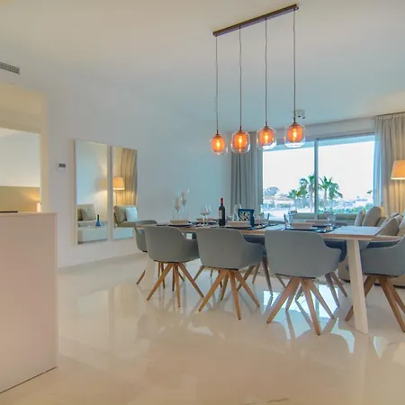 Belaire 4 Bedroom Appartement