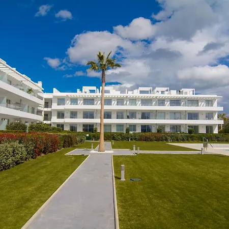 Belaire 4 Bedroom Appartement